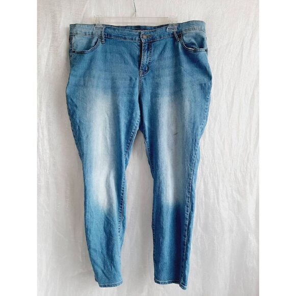 Old Navy Denim - Old navy super skinny mid rise sz 18 petite jeans